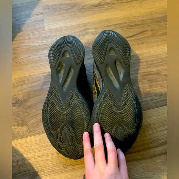 2019 Nike Wmns Zoom Gravity GD ‘Metallic Gold’ - Picture 6 of 6